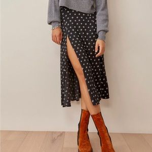 Reformation Zoe skirt! Like brand new!
